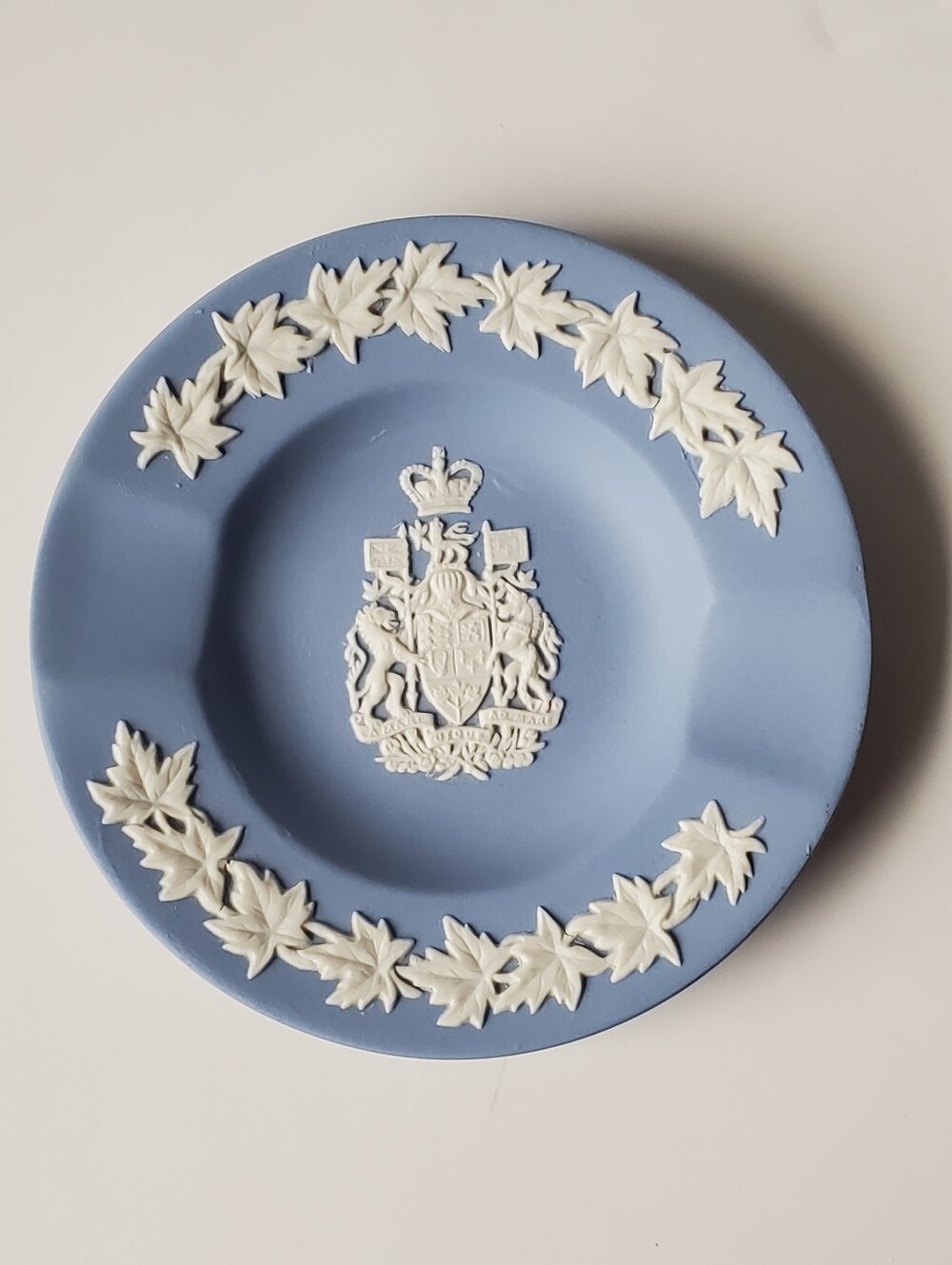 Wedgwood Canadian Coat Of Arms Jasperware Ashtray Special Limited Edition